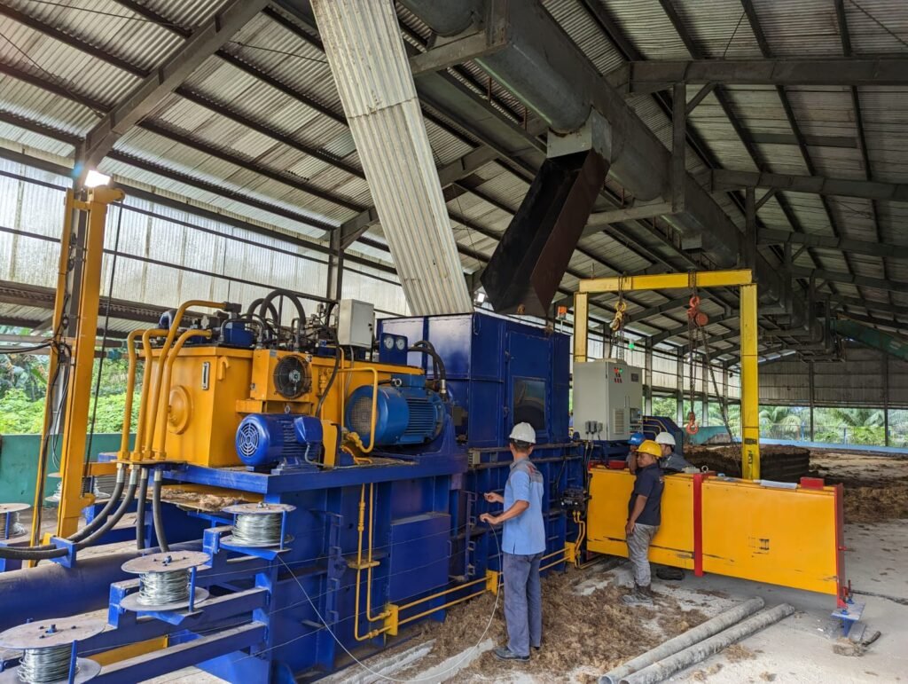 HORIZONTAL BALER SIZE 1011
