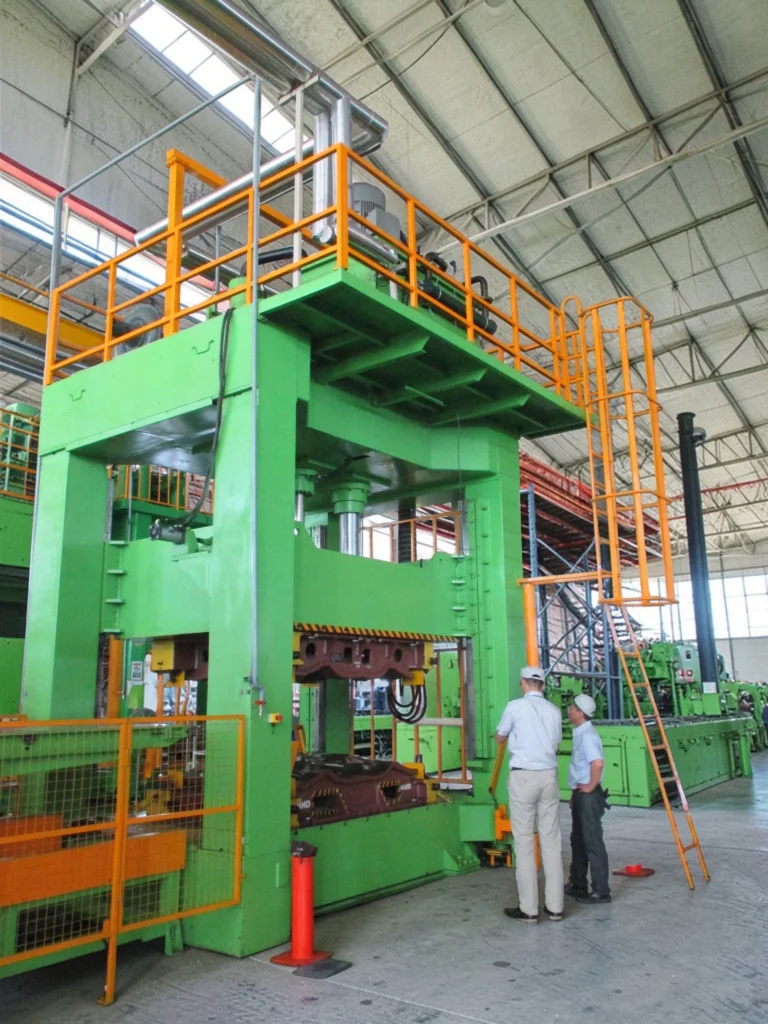car-interior-forming-hydraulic-press